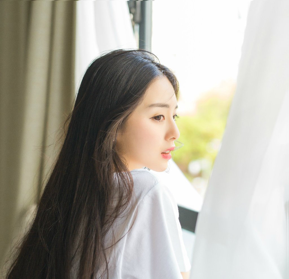 任何不能打倒你的，将会使你更加坚强。